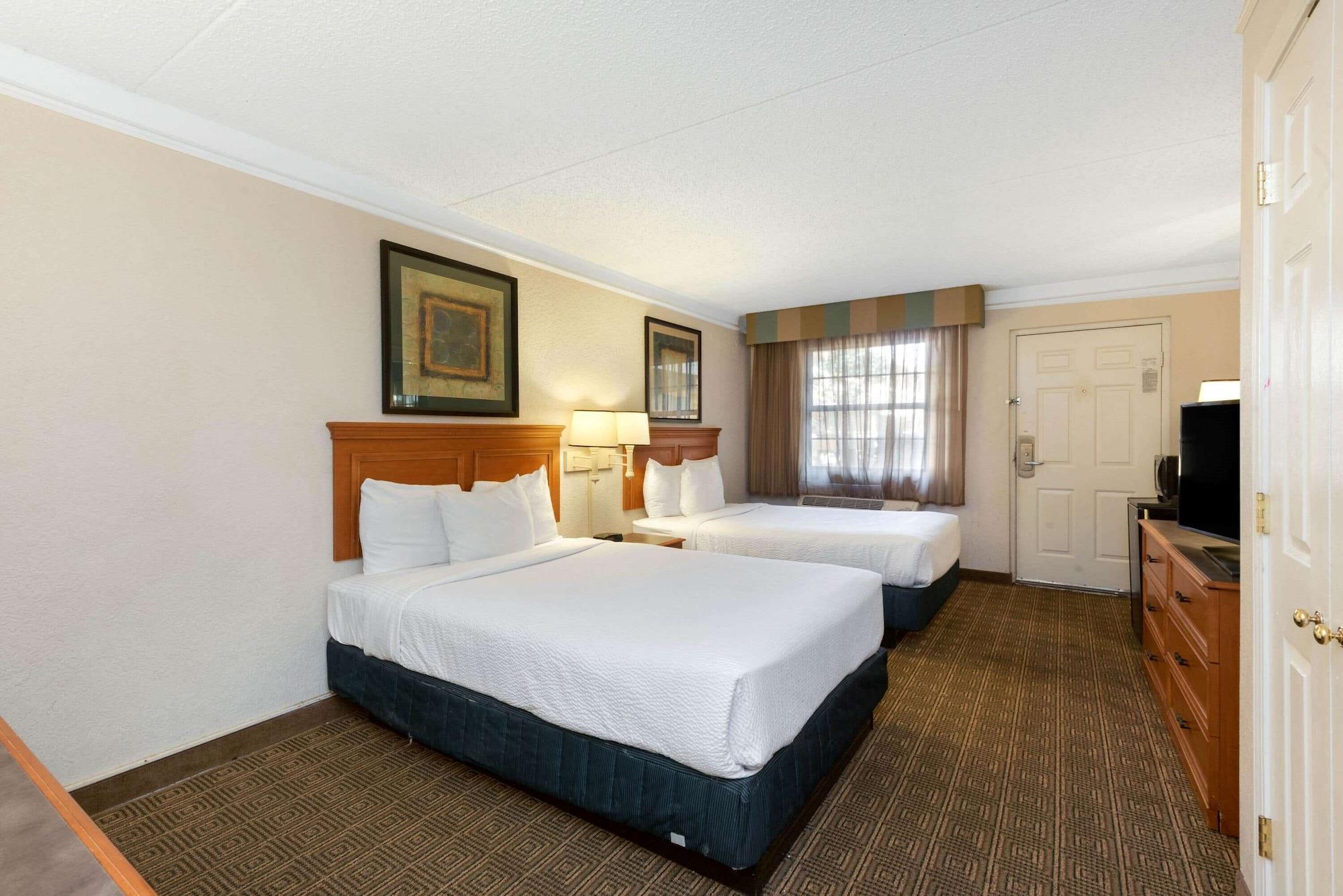 La Quinta Inn By Wyndham Бошьер Сити Экстерьер фото